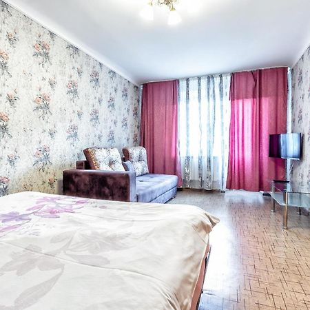 433 Lighthouse Apartments Arbat - Traveler'S Choice Almaty Exterior photo